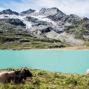 Corte Rossa Bed and breakfast Tirano